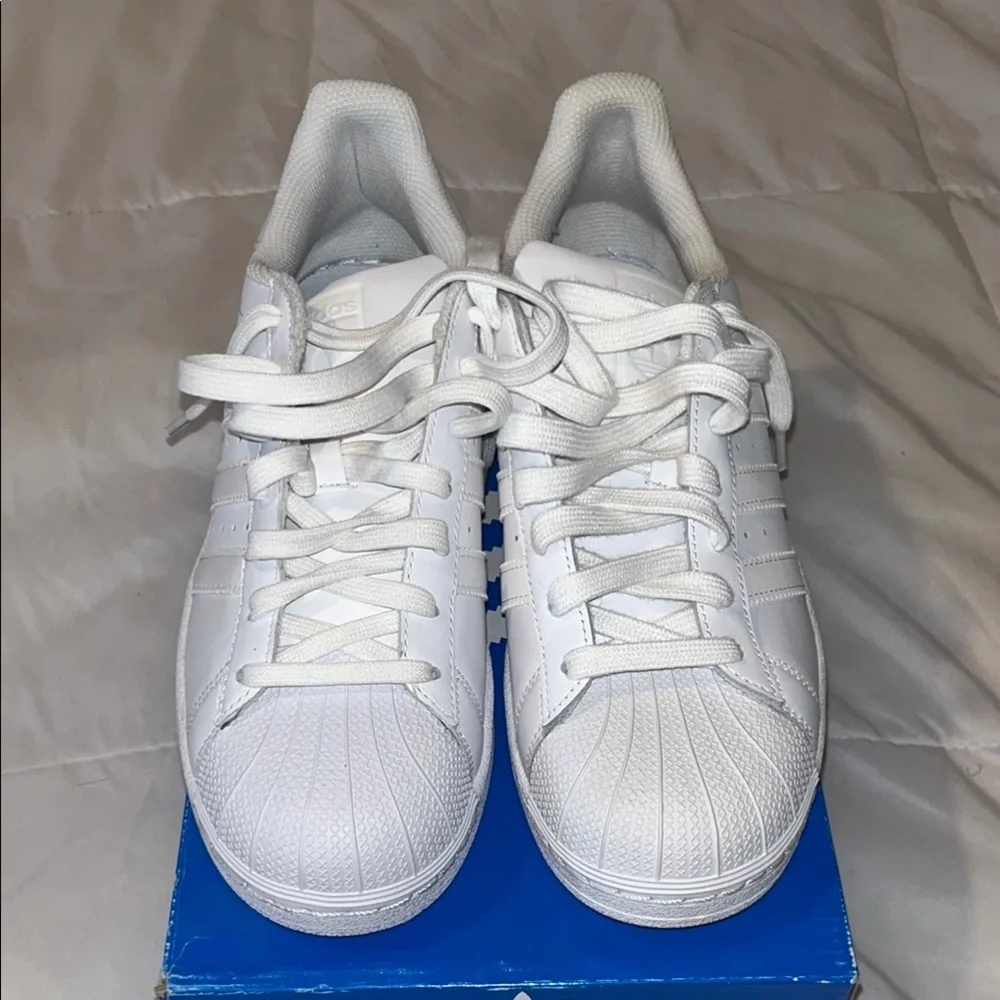 All White Adidas Superstar Shell Toe Sneakers Men's Size 9 - Picture 1 of 6